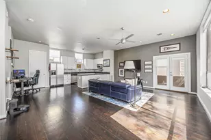 939 Colorado St, Houston, TX 77007 - Photo 2