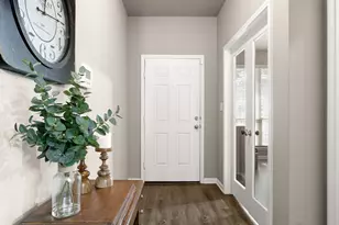 1921 Briar Grove Dr, Conroe, TX 77301 - Photo 2