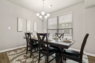 1921 Briar Grove Dr, Conroe, TX 77301 - Photo 6