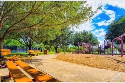 2607 Easton Springs Court, Pearland, TX 77584 - Photo 32