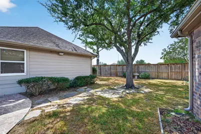 1608 Spring Glen Lane, Pearland, TX 77581 - Photo 32