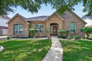 1608 Spring Glen Ln, Pearland, TX 77581 - Photo 1