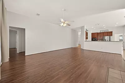 1608 Spring Glen Lane, Pearland, TX 77581 - Photo 6