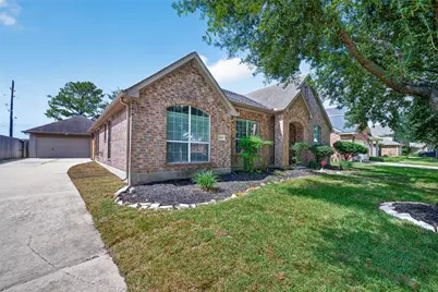 1608 Spring Glen Lane, Pearland, TX 77581 - Photo 2