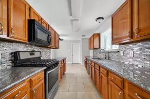 3218 Tynemeadow Ct, Katy, TX 77449 - Photo 18