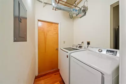 711 Main Street #601, Houston, TX 77002 - Photo 18