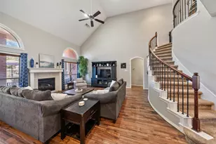 15911 Hermitage Oaks Dr, Tomball, TX 77377 - Photo 10