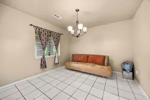 2210 S Memorial Ct, Pasadena, TX 77502 - Photo 8