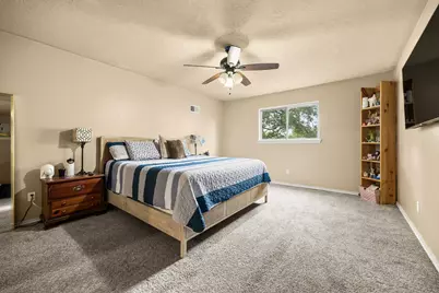 2210 S Memorial Court, Pasadena, TX 77502 - Photo 22