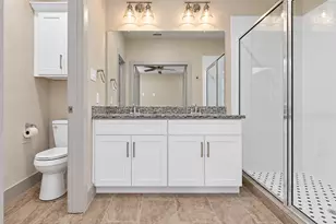 5025 Mallow St, Houston, TX 77033 - Photo 12
