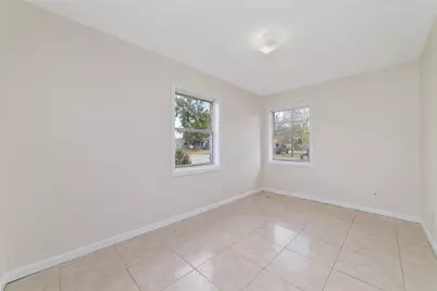 8446 Norvic Street, Houston, TX 77029 - Photo 18