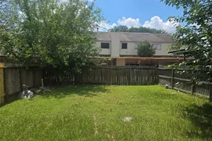 15515 Martineau St, Houston, TX 77032 - Photo 4