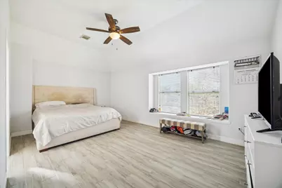 3802 Mission Valley Drive, Missouri City, TX 77459 - Photo 14