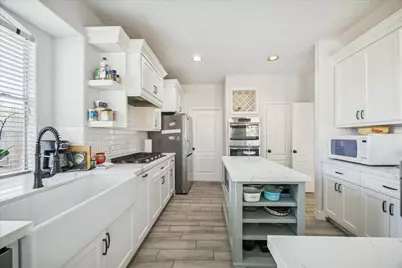 3802 Mission Valley Drive, Missouri City, TX 77459 - Photo 2