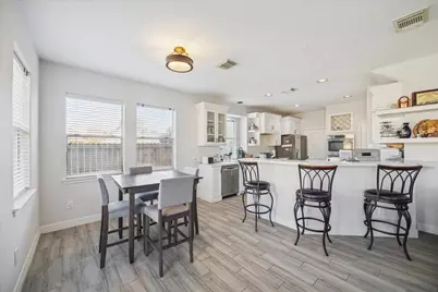 3802 Mission Valley Drive, Missouri City, TX 77459 - Photo 8