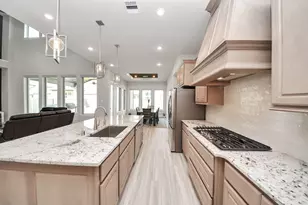10015 Crescent Wood Dr, Missouri City, TX 77459 - Photo 14