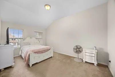 6719 Latchmore Lane, Houston, TX 77049 - Photo 36