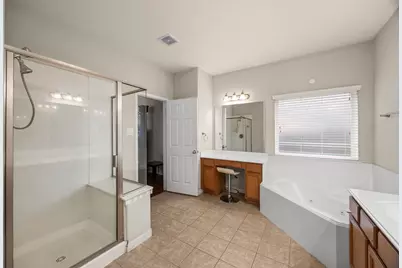 6719 Latchmore Lane, Houston, TX 77049 - Photo 28