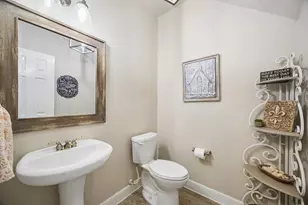 8107 Highland Forest Dr, Sugar Land, TX 77479 - Photo 16