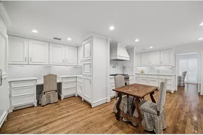 3444 Meadow Lake Lane, Houston, TX 77027 - Photo 18