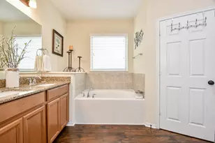 4103 Churchill Pl Ct, Fulshear, TX 77441 - Photo 18
