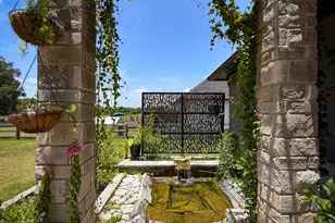 925 Chuckwagon Trail, Angleton, TX 77515 - Photo 18