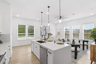 866 Rachel St, Houston, TX 77091 - Photo 12