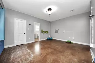 1202 Niagara St, Houston, TX 77051 - Photo 36