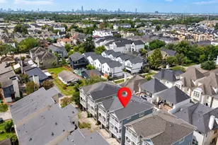 1331 W 24th St, Houston, TX 77008 - Photo 2