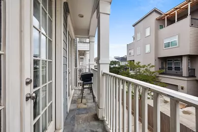 1331 W 24th Street #D, Houston, TX 77008 - Photo 22