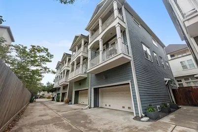 1331 W 24th Street #D, Houston, TX 77008 - Photo 6