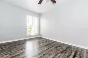 4400 Memorial Dr, Houston, TX 77007 - Photo 2