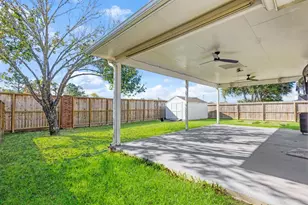 4838 Pinder Ln, Pearland, TX 77584 - Photo 22