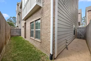 1216 Murrayhill Dr, Houston, TX 77043 - Photo 26