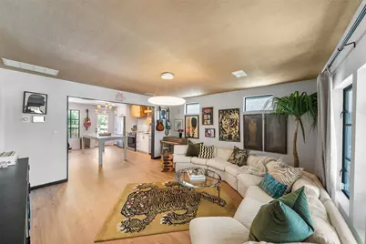 805 E 36th Street, Houston, TX 77022 - Photo 6