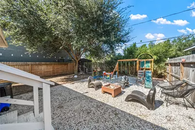 805 E 36th Street, Houston, TX 77022 - Photo 24