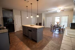 271 E Chance Rd, Lumberton, TX 77657 - Photo 10