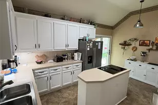 3822 Princeton Park Ct, Pasadena, TX 77058 - Photo 2