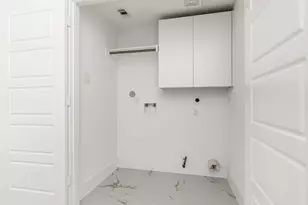 4706 Thornton Views Rd, Houston, TX 77018 - Photo 36