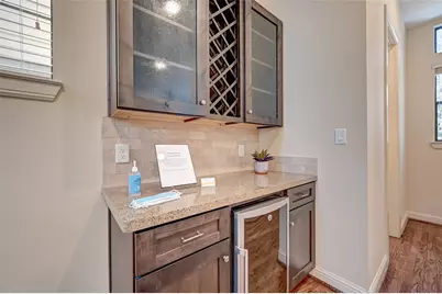 5211 Eigel Street #C, Houston, TX 77007 - Photo 10