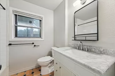 7262 Roos Road, Houston, TX 77074 - Photo 20