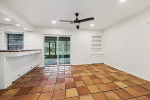 7262 Roos Rd, Houston, TX 77074 - Photo 16