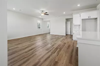 6427 Bolinas Ct, Rosharon, TX 77583 - Photo 10