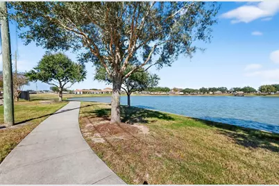 34 San Simeon Drive, Manvel, TX 77578 - Photo 22
