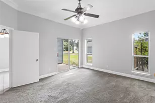 1207 Yorkshire Dr, Friendswood, TX 77546 - Photo 14