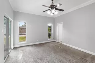 1207 Yorkshire Dr, Friendswood, TX 77546 - Photo 12