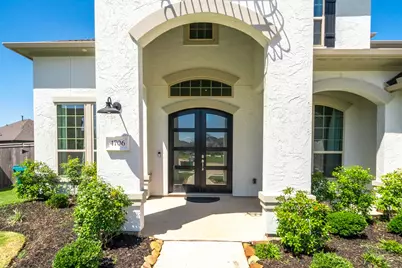 4706 Llano Loop, Sugar Land, TX 77479 - Photo 4