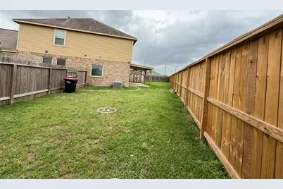 2307 Cloudy Bay Drive, Fresno, TX 77545 - Photo 12
