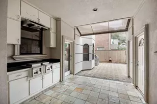 4039 Browning St, West University Place, TX 77005 - Photo 42