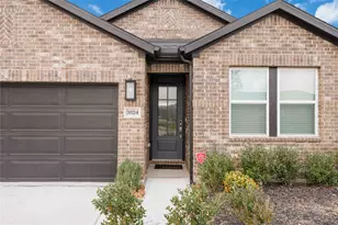 3024 Daw Boardwalk Dr, La Porte, TX 77571 - Photo 2